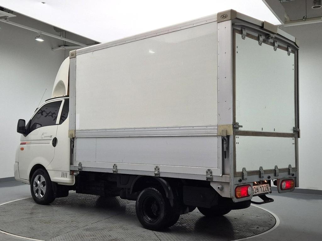 2018 HYUNDAI PORTER II 