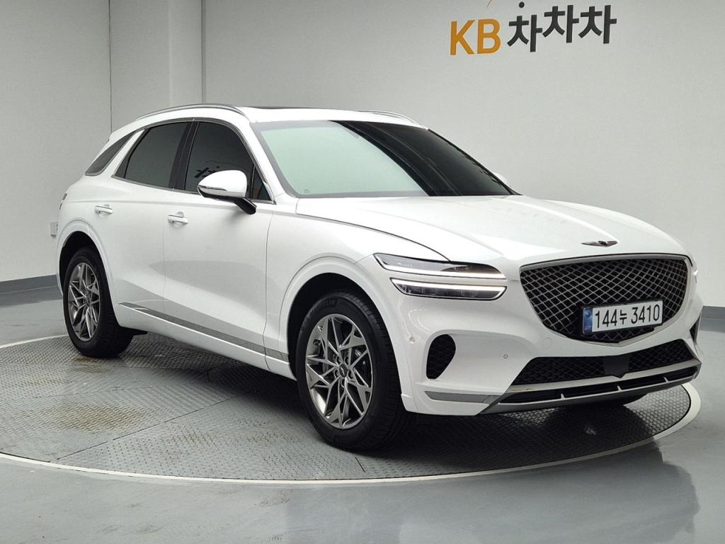 2023 GENESIS GV70 