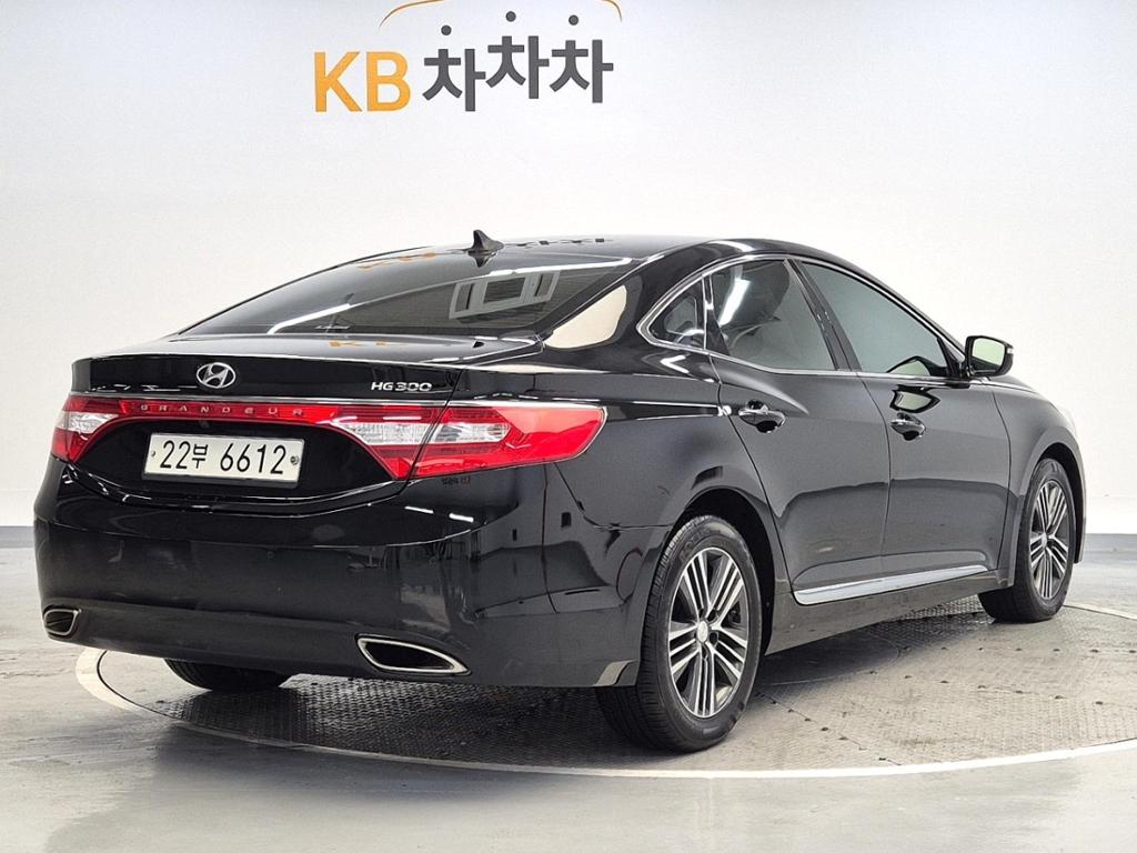 2013 HYUNDAI GRANDEUR HG 
