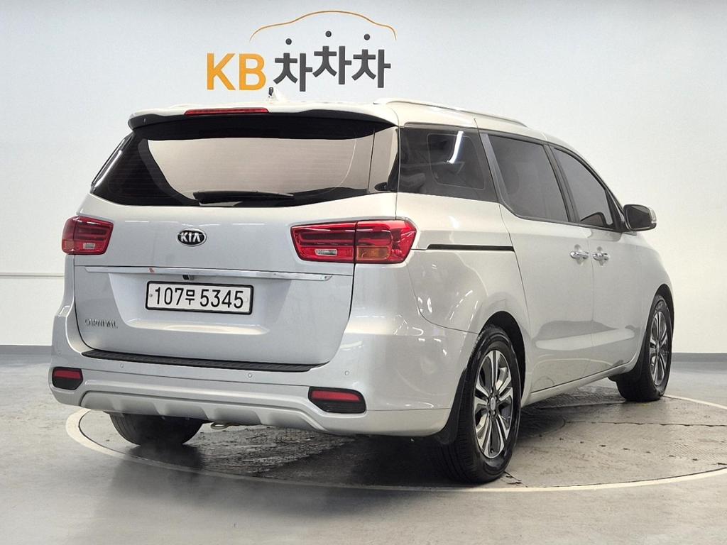 2019 KIA THE NEW CARNIVAL 