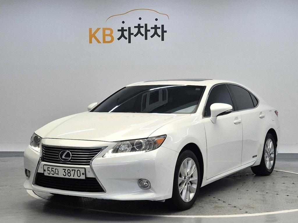 2013 LEXUS ES 