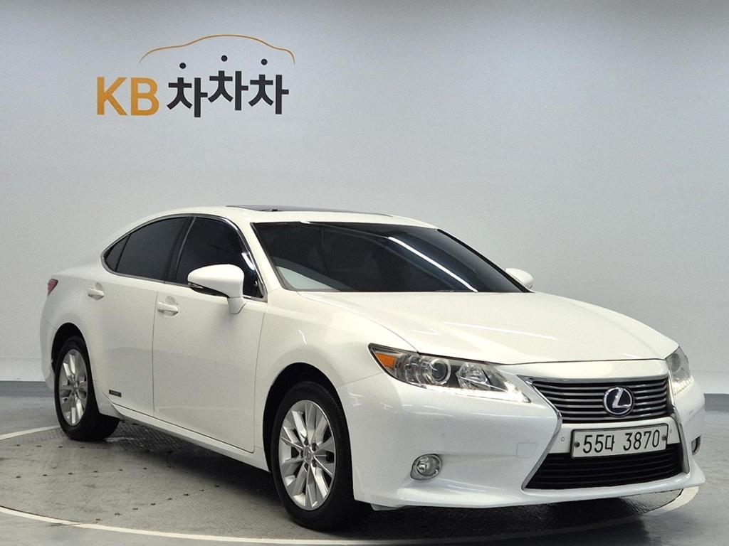 2013 LEXUS ES 