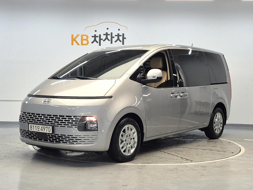 2023 HYUNDAI STARIA 