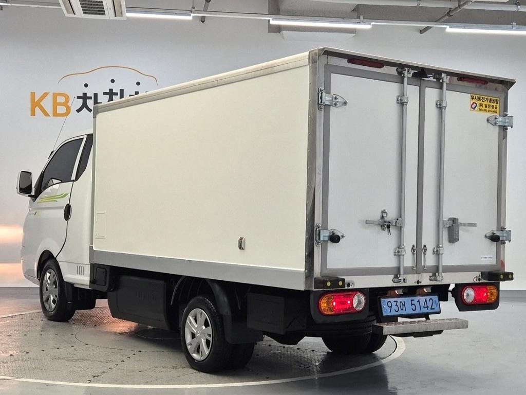 2021 HYUNDAI PORTER II ELECTRIC 