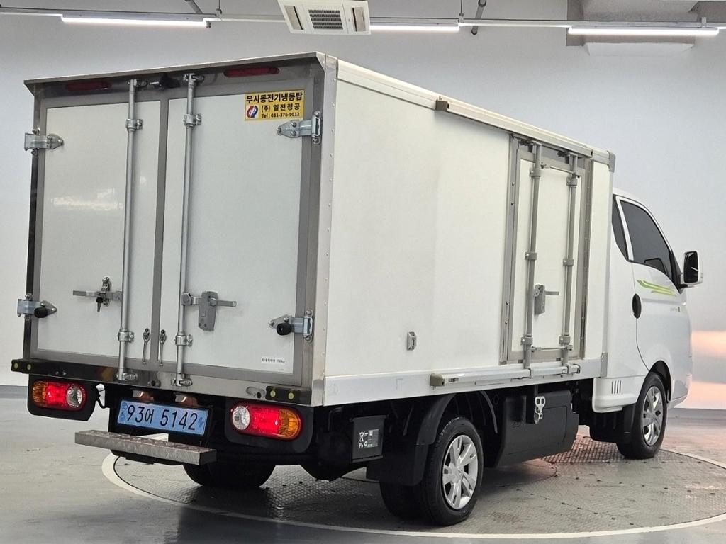 2021 HYUNDAI PORTER II ELECTRIC 