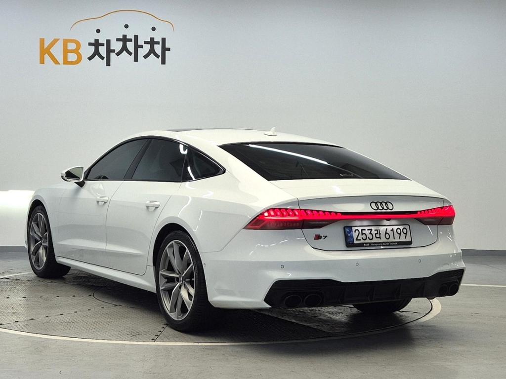 2020 AUDI A7 (2Gen) 