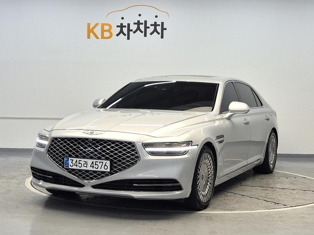 2019 GENESIS G90 