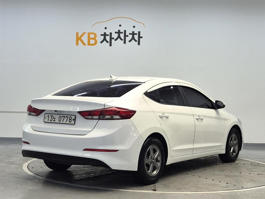 2016 HYUNDAI AVANTE AD 