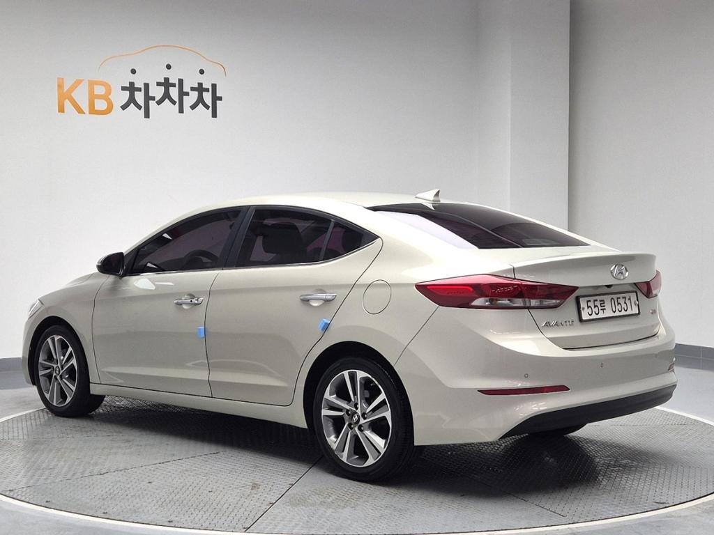 2016 HYUNDAI AVANTE AD 
