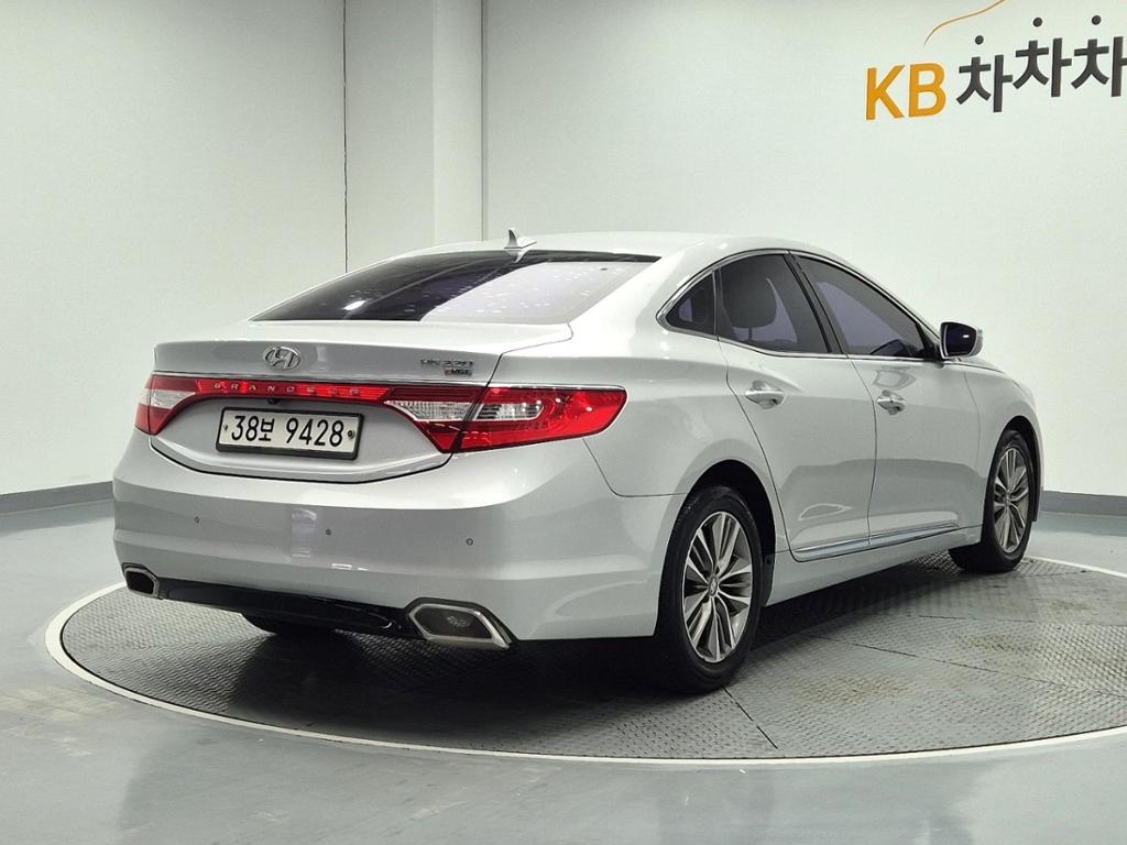 2015 HYUNDAI GRANDEUR HG 