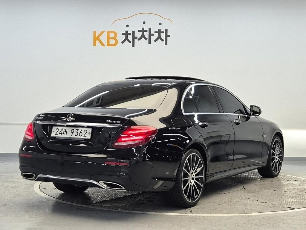 2017 BENZ E CLASS (5Gen) 