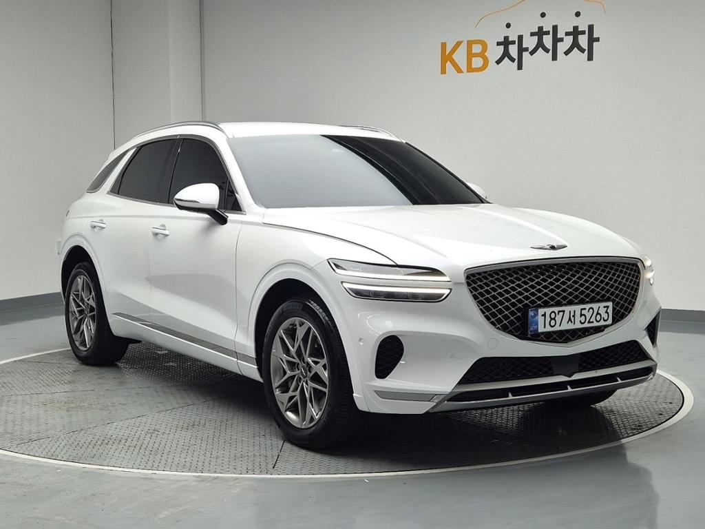 2023 GENESIS GV70 