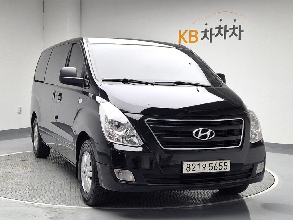 2018 HYUNDAI GRAND STAREX 
