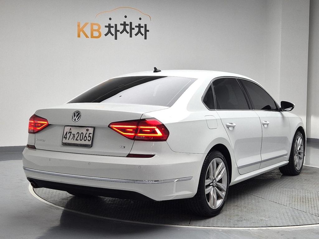 2016 VOLKSWAGEN THE NEW PASSAT (7Gen) 