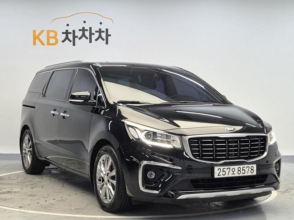 2019 KIA THE NEW CARNIVAL 