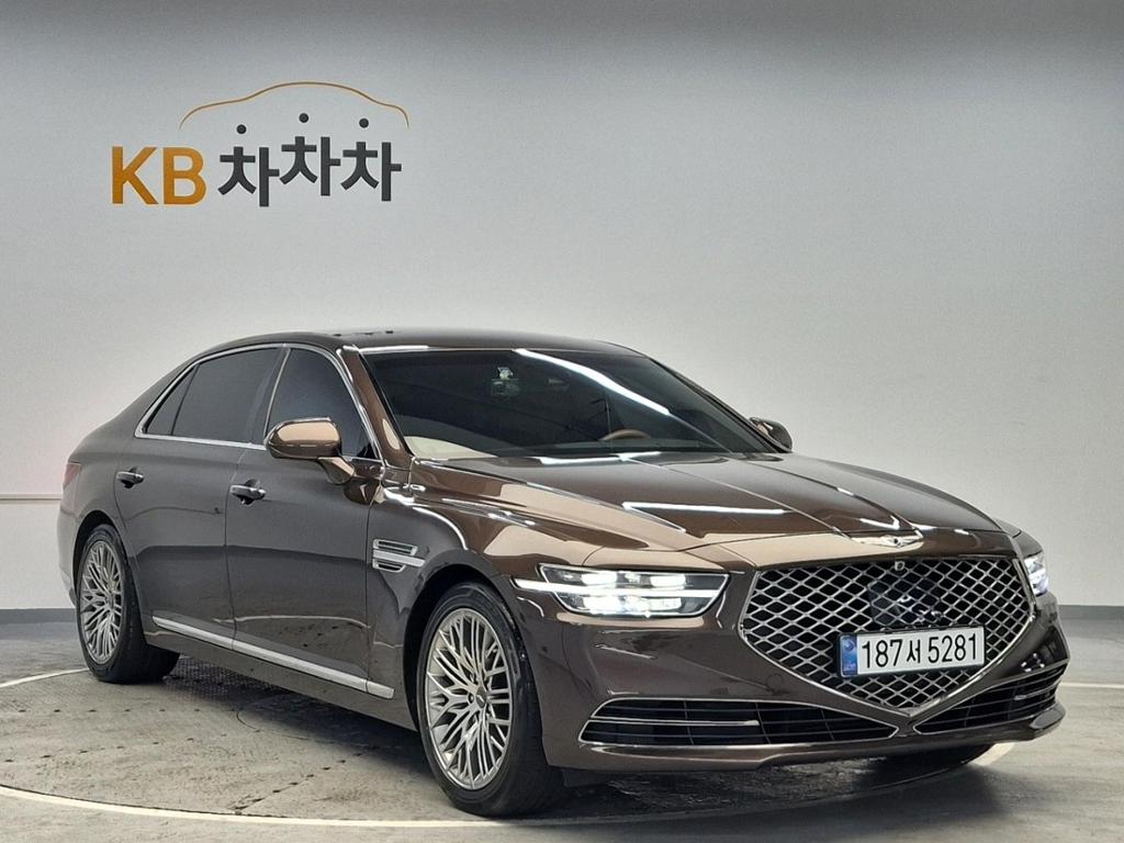2021 GENESIS G90 