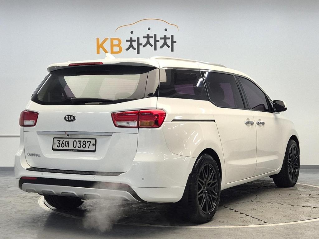 2017 KIA ALL NEW CARNIVAL 