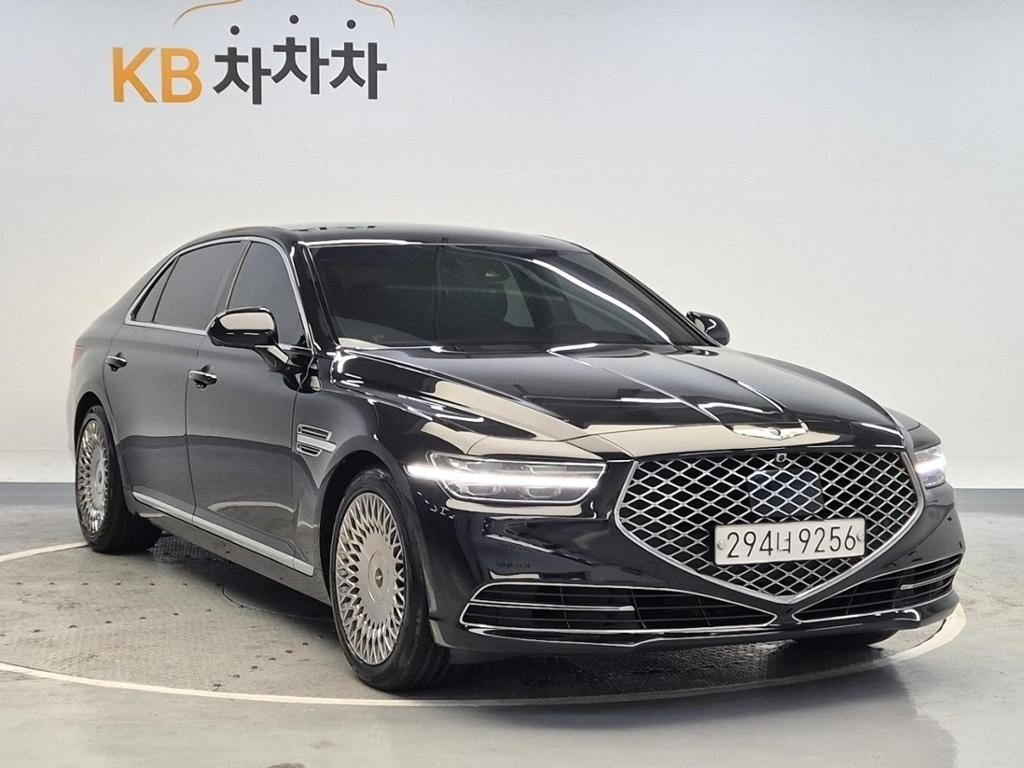 2020 GENESIS G90 