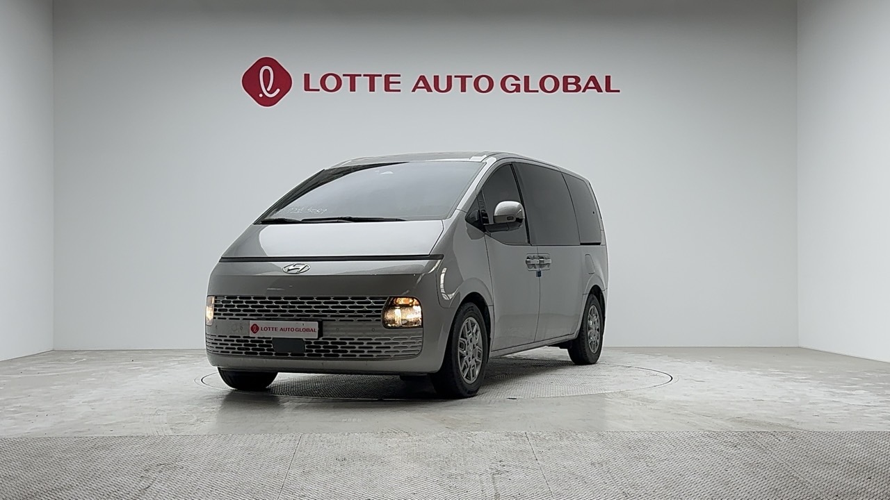 2022 HYUNDAI STARIA 2.2 Diesel Tourer 11seat 4W Modern