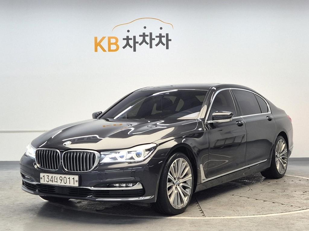 2018 BMW 7 SERIES (6Gen) 