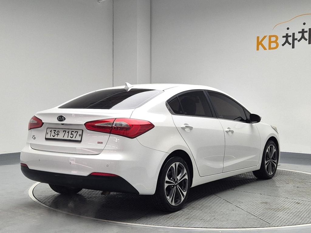 2013 KIA K3 