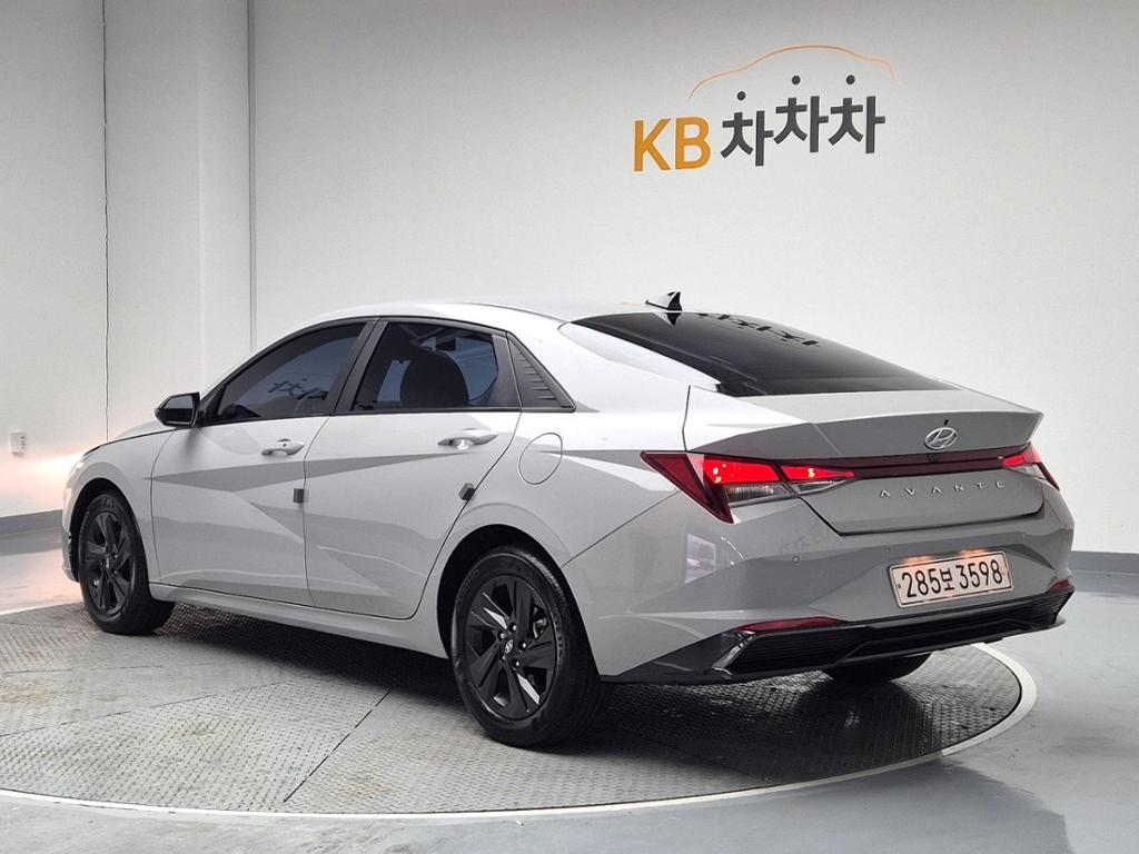 2021 HYUNDAI AVANTE HYBRID (CN7) 