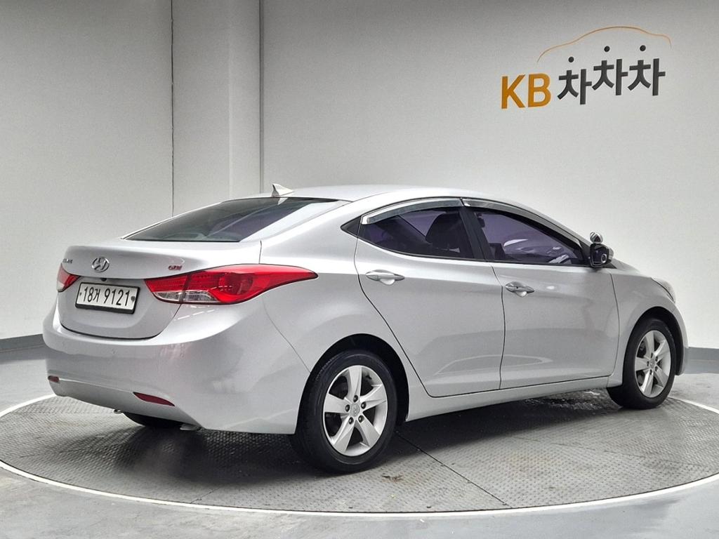 2014 HYUNDAI AVANTE MD 