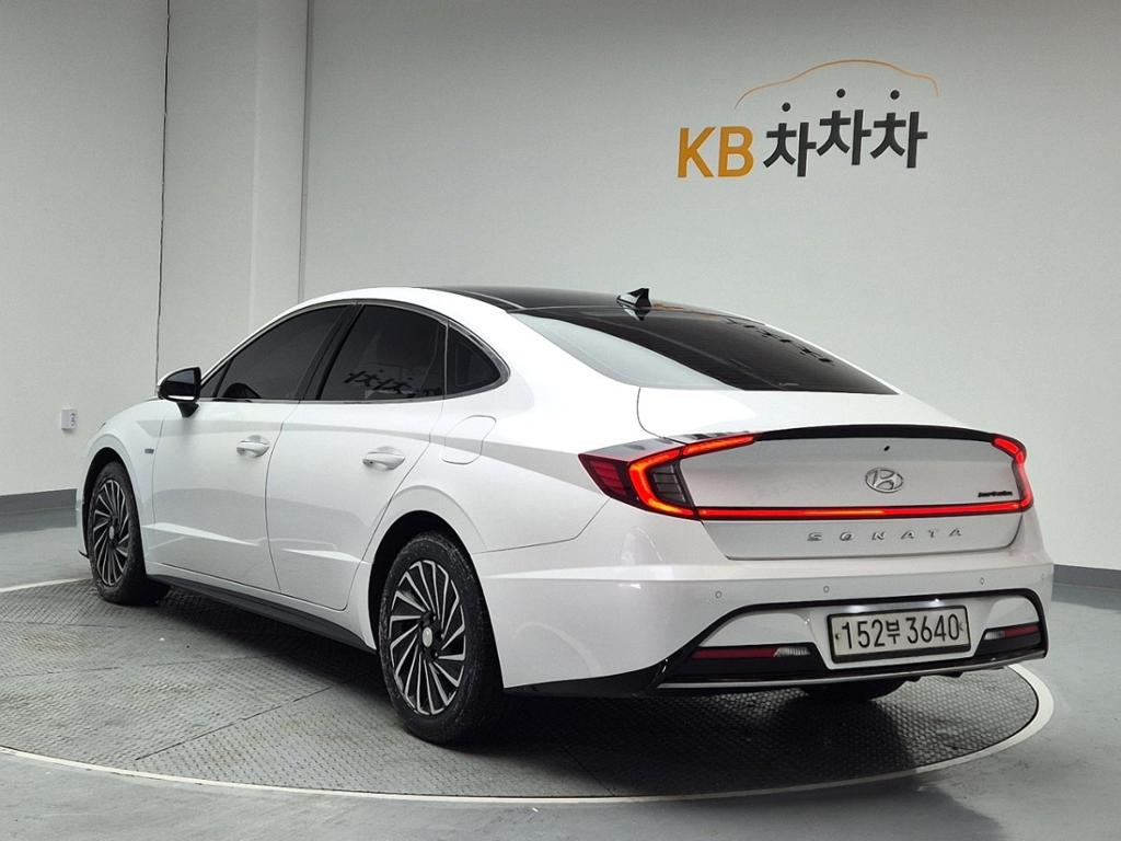 2020 HYUNDAI SONATA (DN8) HYBRID 