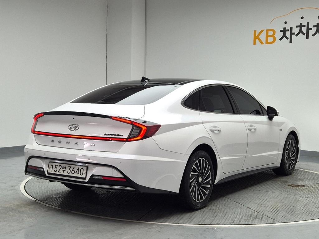 2020 HYUNDAI SONATA (DN8) HYBRID 
