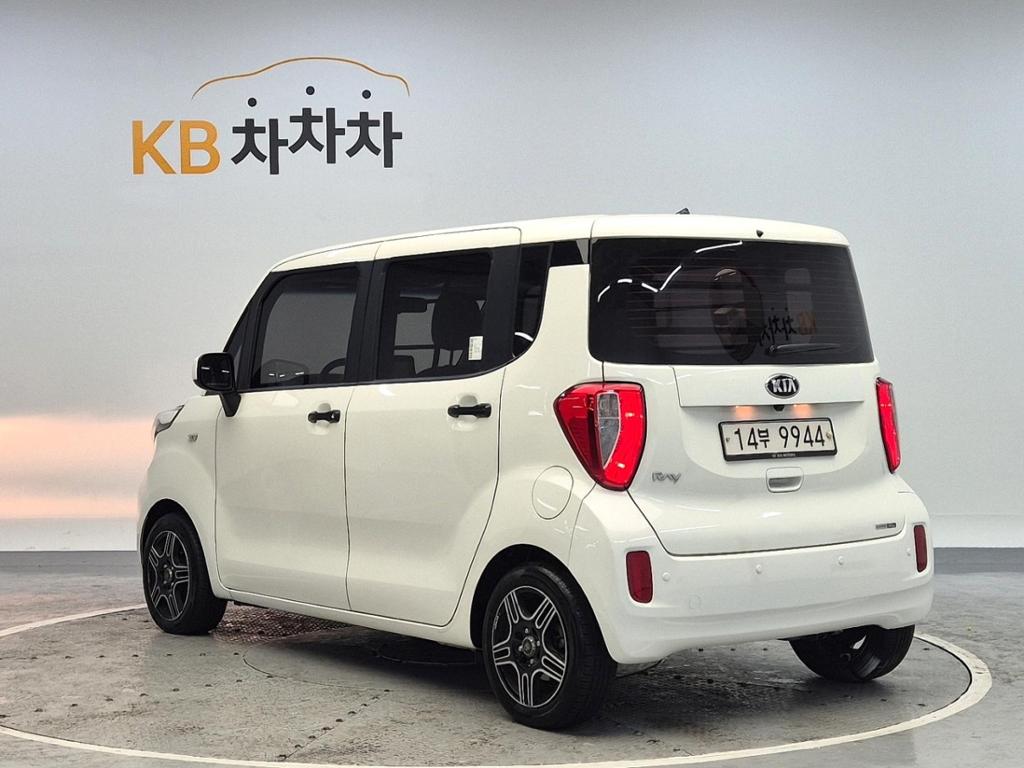 2015 KIA RAY 