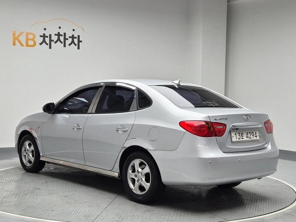 2010 HYUNDAI AVANTE HD 