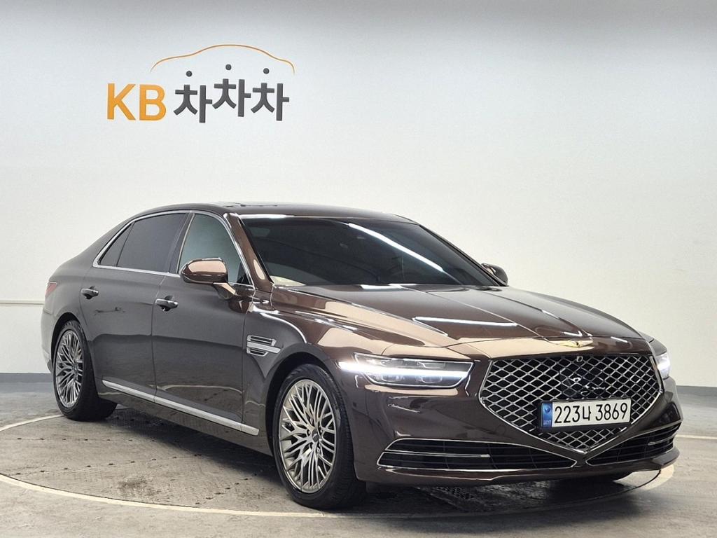 2021 GENESIS G90 