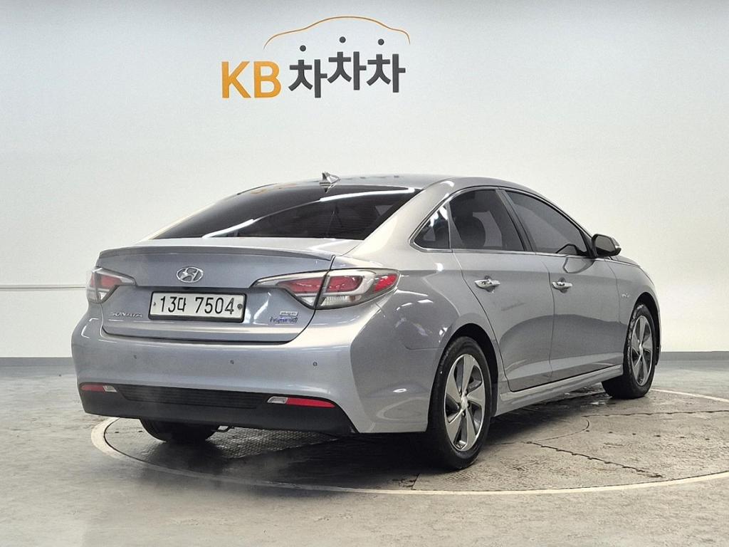 2016 HYUNDAI LF SONATA HYBRID 