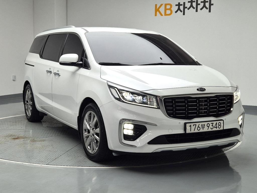 2019 KIA THE NEW CARNIVAL 