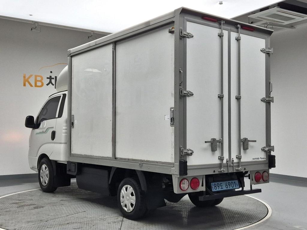 2022 KIA BONGO 3 EV 