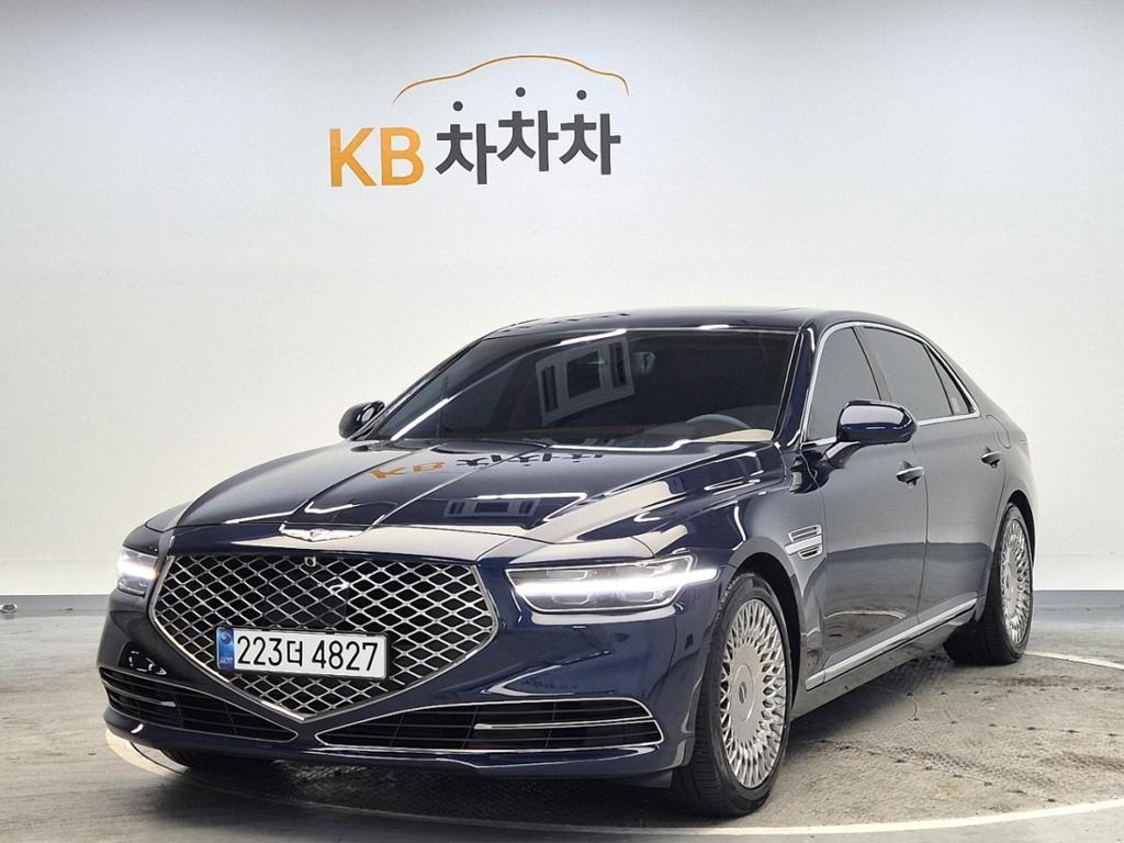 2021 GENESIS G90 