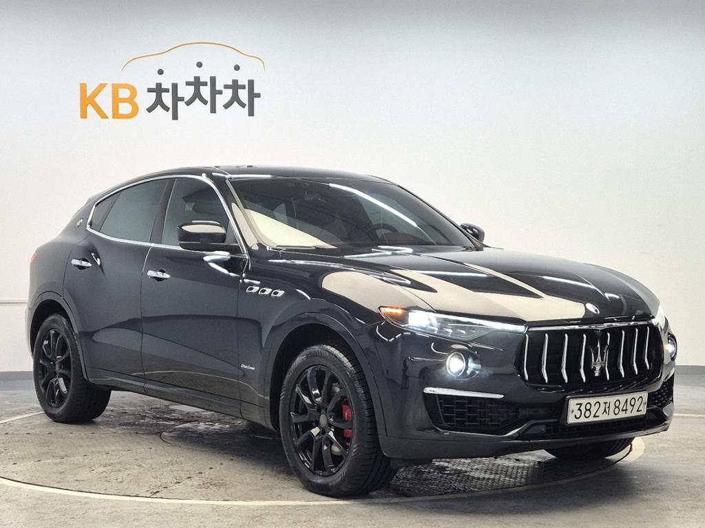 2019 MASERATI LEVANTE 