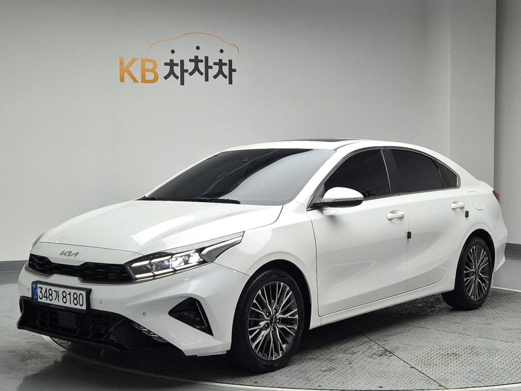 2022 KIA THE NEW K3 
