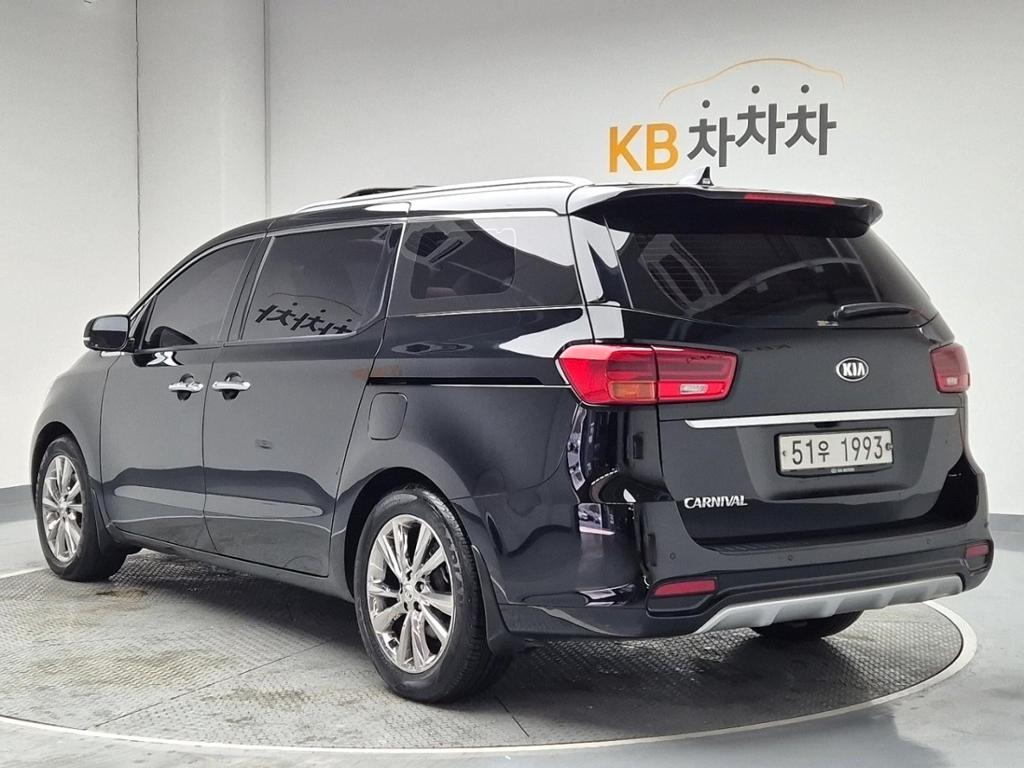 2019 KIA THE NEW CARNIVAL 