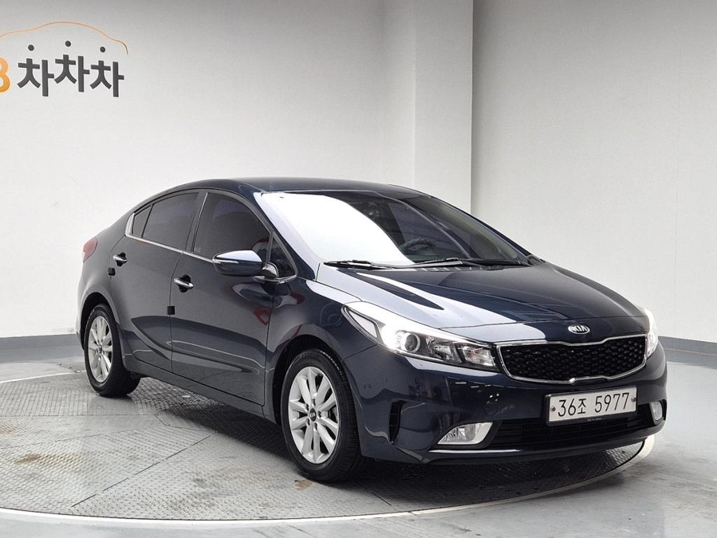 2017 KIA THE NEW K3 