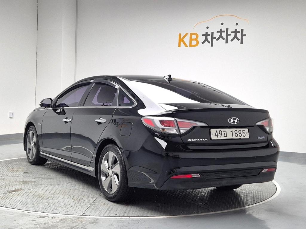 2015 HYUNDAI LF SONATA HYBRID 