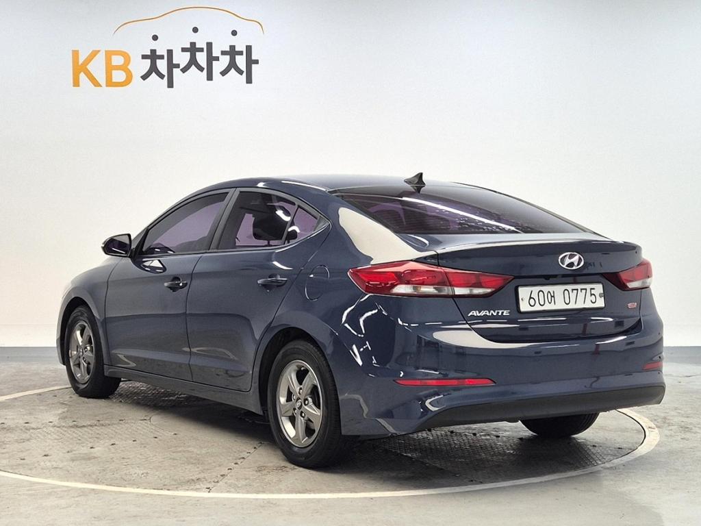 2016 HYUNDAI AVANTE AD 