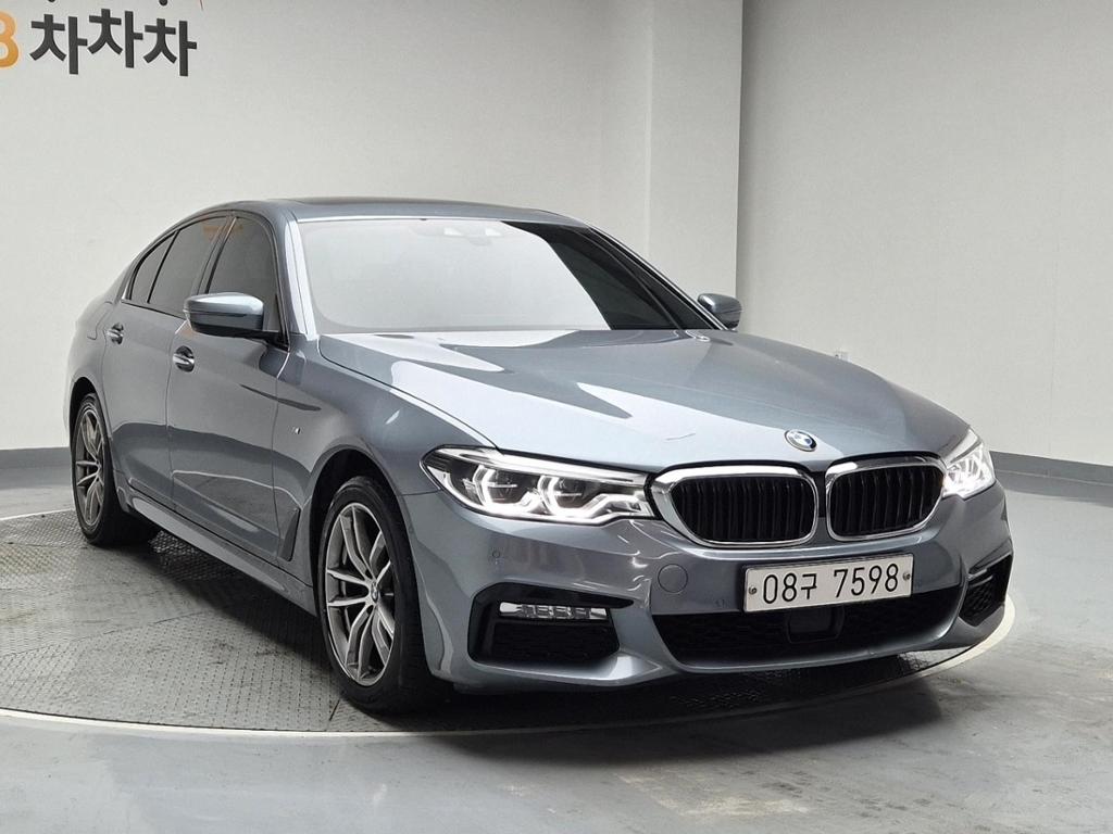 2017 BMW 5 SERIES (7Gen) 