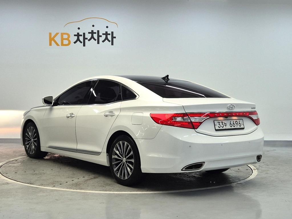 2014 HYUNDAI GRANDEUR HG 
