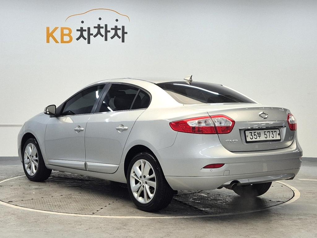 2014 RENAULT KOREA NEW SM3 