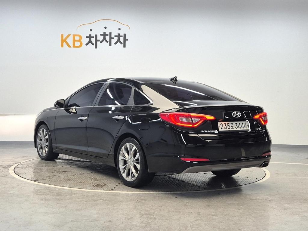 2017 HYUNDAI LF SONATA 