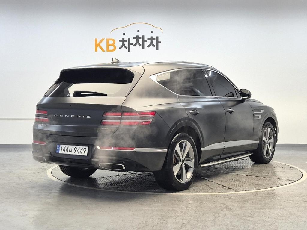 2023 GENESIS GV80 