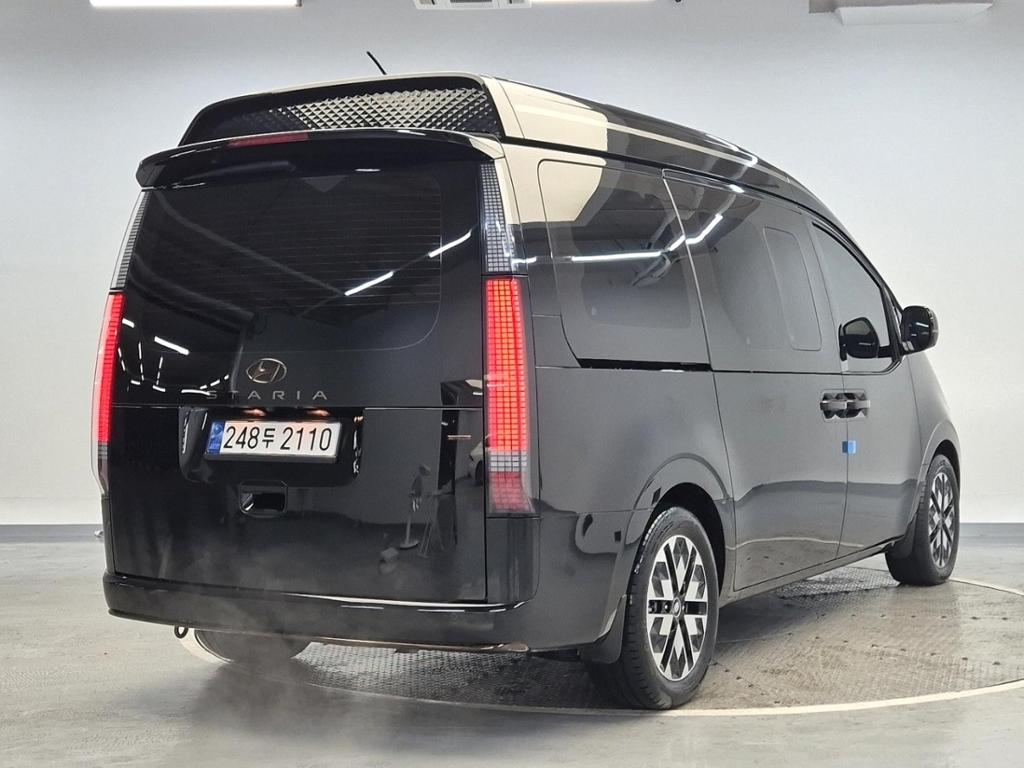 2022 HYUNDAI STARIA 