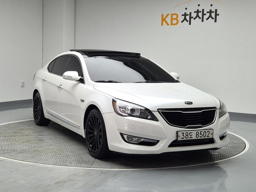 2011 KIA K7 