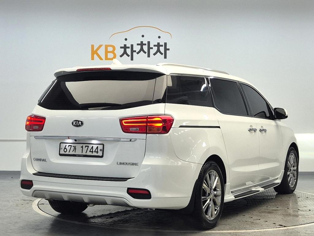 2019 KIA THE NEW CARNIVAL 